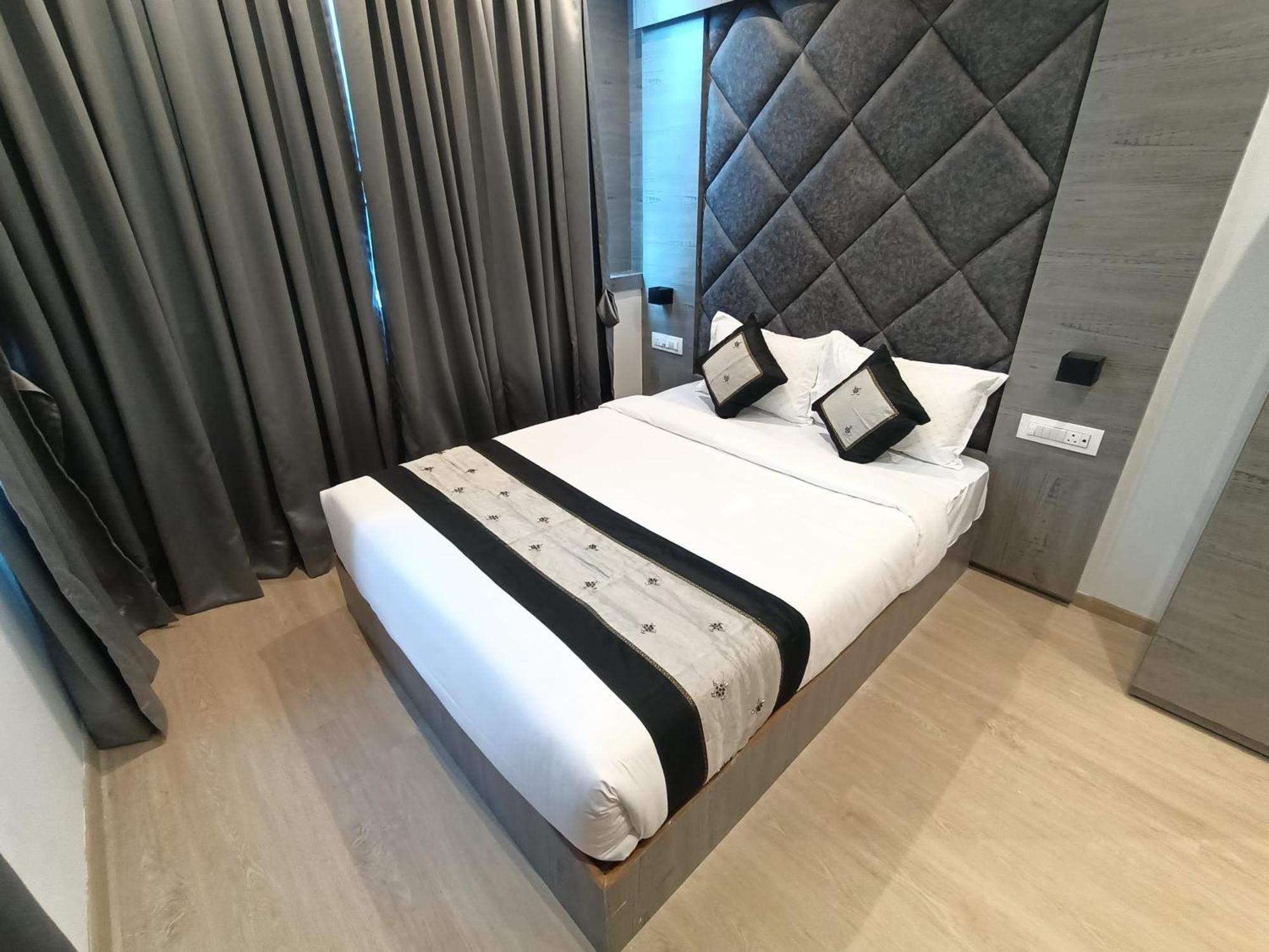 Hotel Beverly Palace Santacruz - Near Bkc - Mumbai Airport T1 Екстер'єр фото