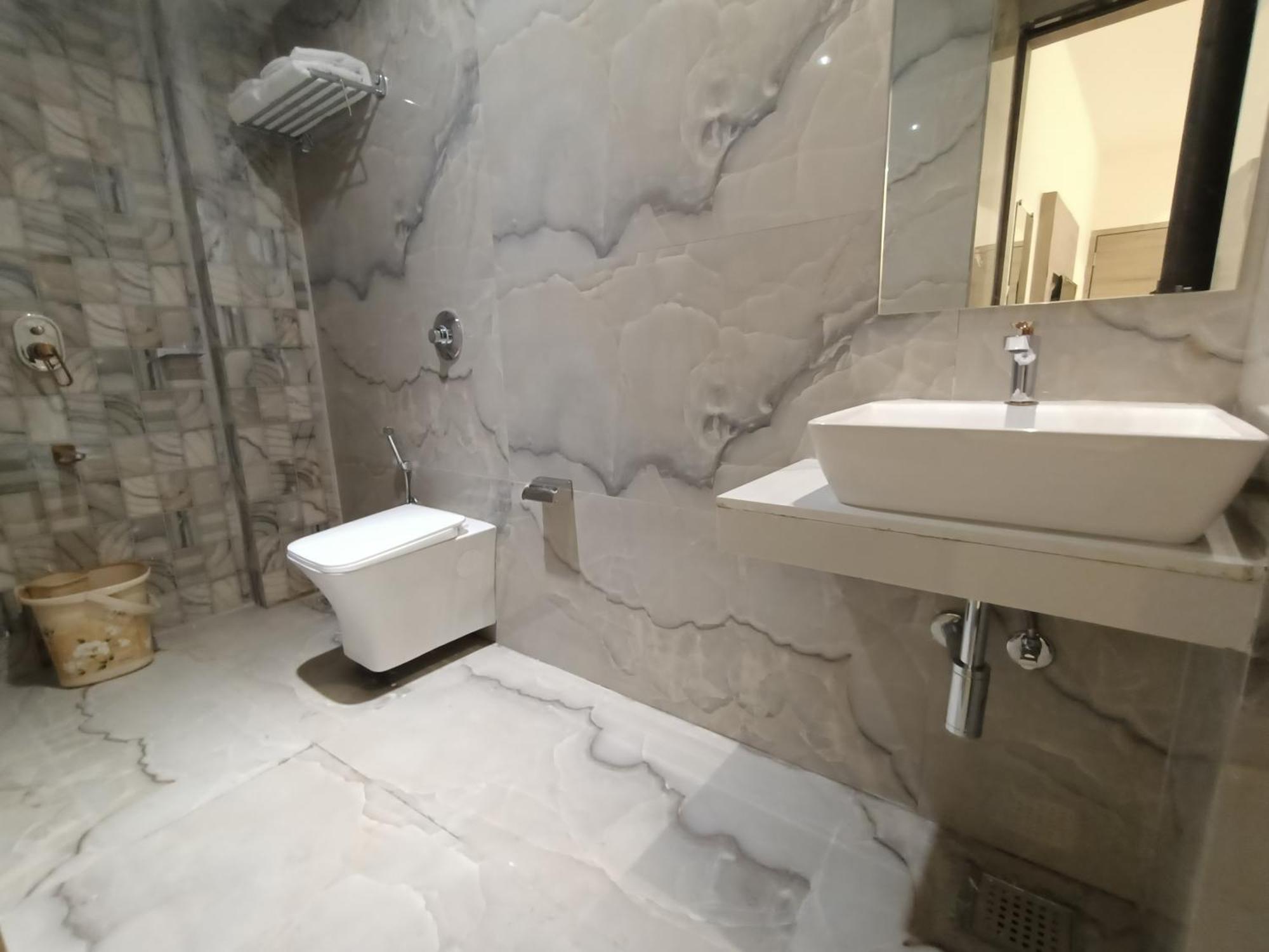 Hotel Beverly Palace Santacruz - Near Bkc - Mumbai Airport T1 Екстер'єр фото